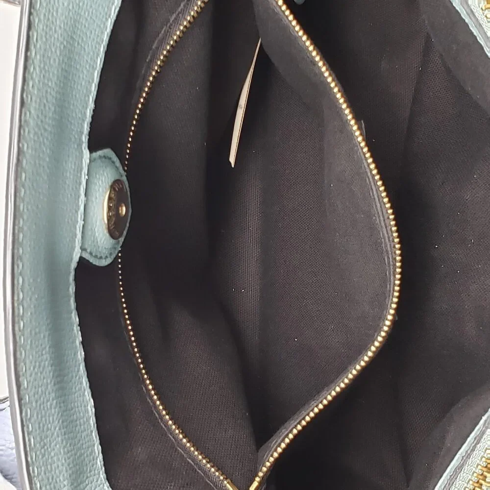 Authentic Burberry Banner Leather Satchel Bag 250-022026 - Picture 15 of 16